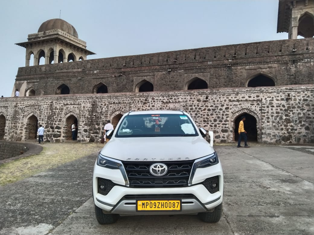 Car Rental Indore Car Hire Indore Tempo Traveller On Rent Indore